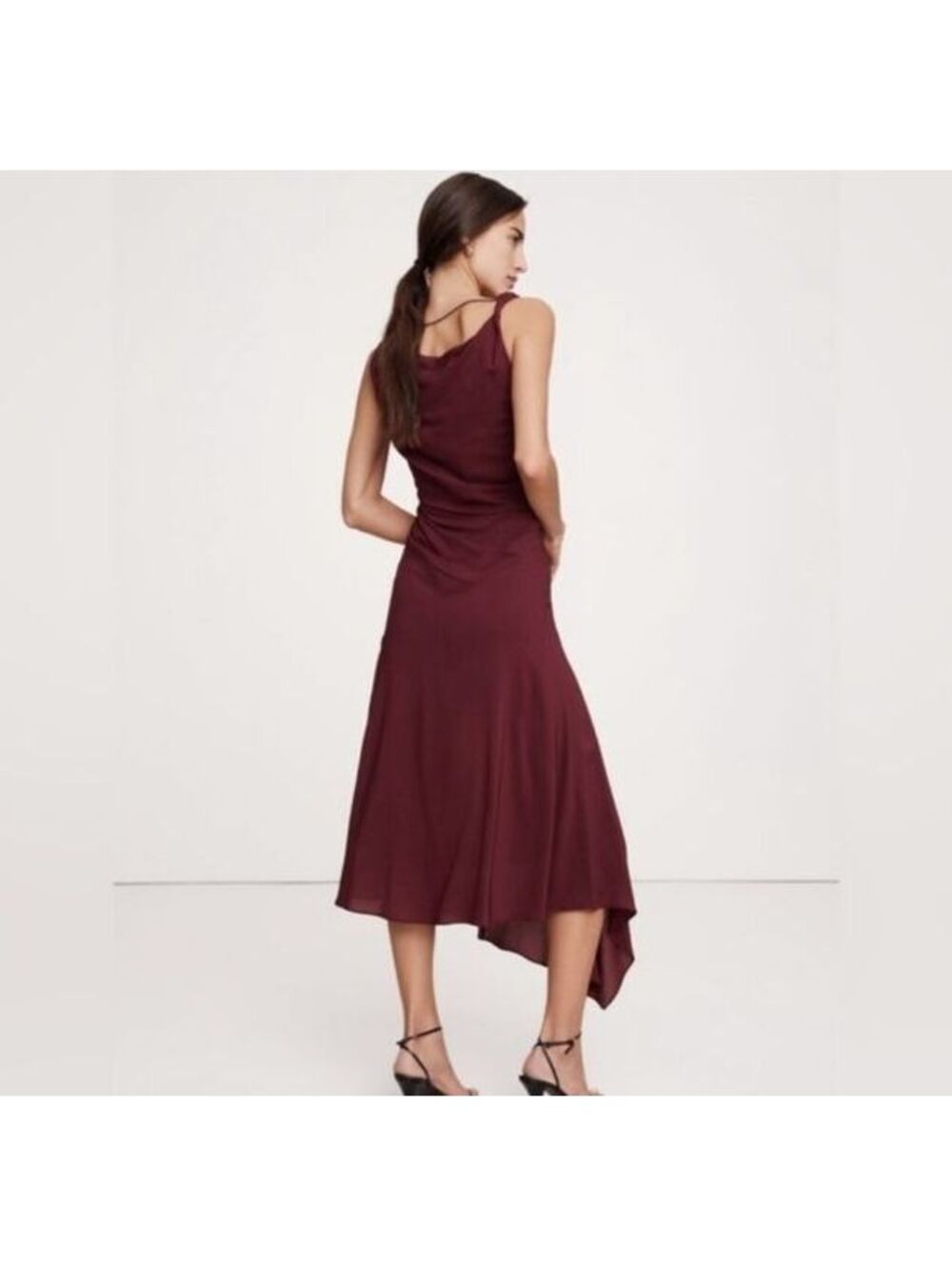 Banana Republic Crepe Twist-Shoulder Dress maroon burgundy red - Picture 2 of 4